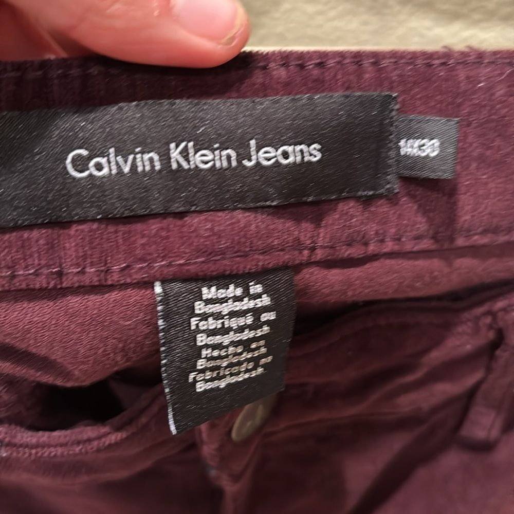 Calvin Klein woman's  burgamdy corduroy pants - Picture 5 of 13